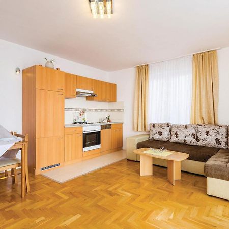 Stunning Apartment In Mošćenička Draga 外观 照片